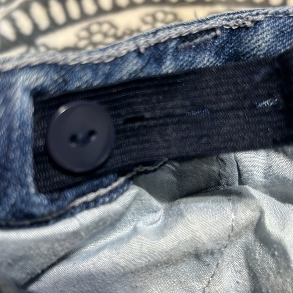 Adjustable Waist Jeans Butterflies Flap Pockets - Picture 9 of 9